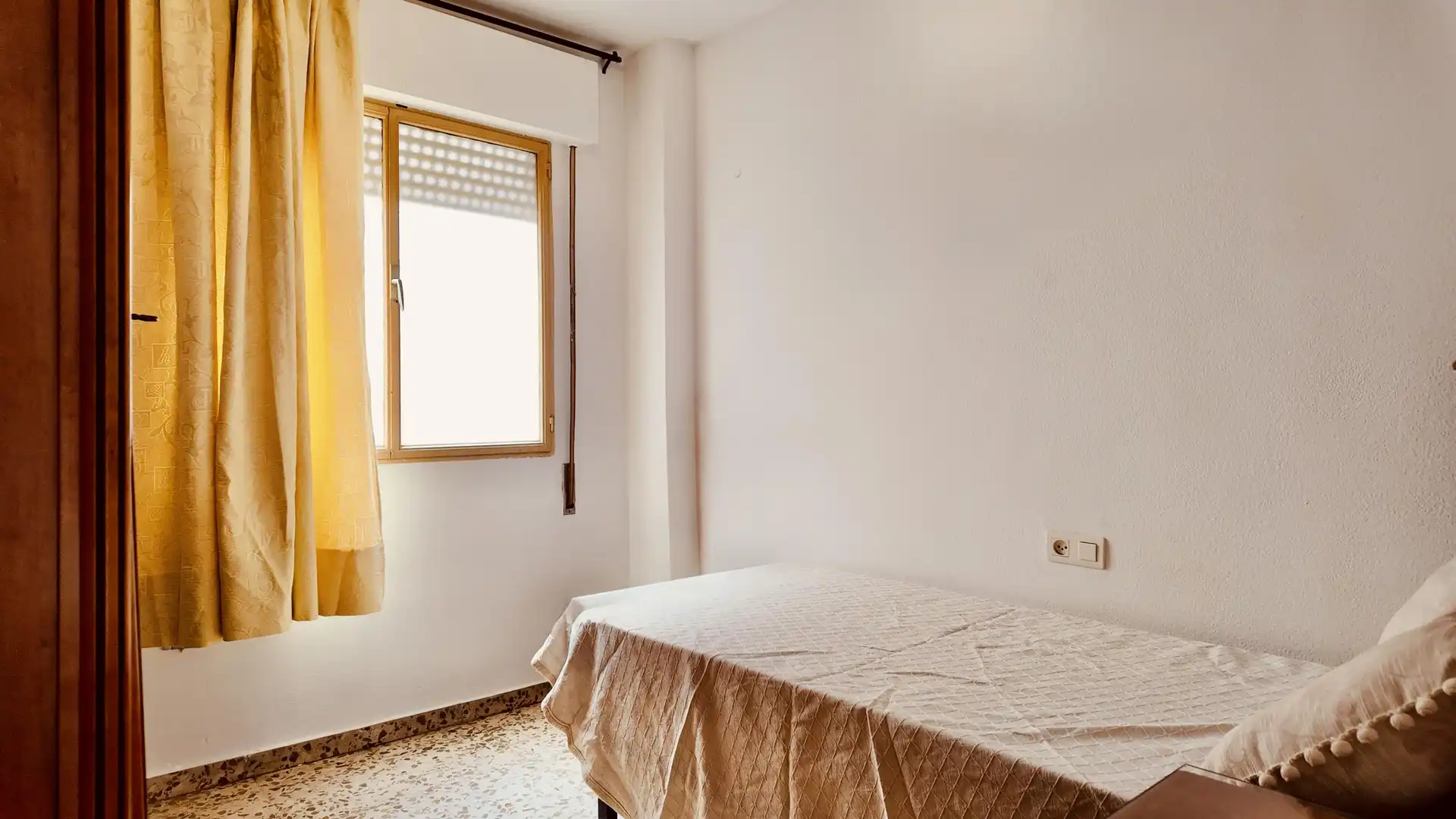 Habitación de Apartamento en venta en Málaga con Aire acondicionado