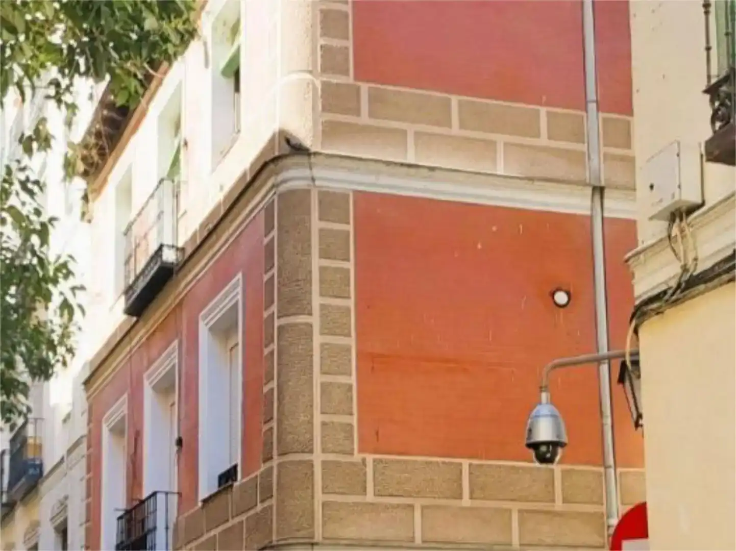 Vista exterior de Casa o xalet en venda en Madrid amb Aire condicionat, Traster i Moblat