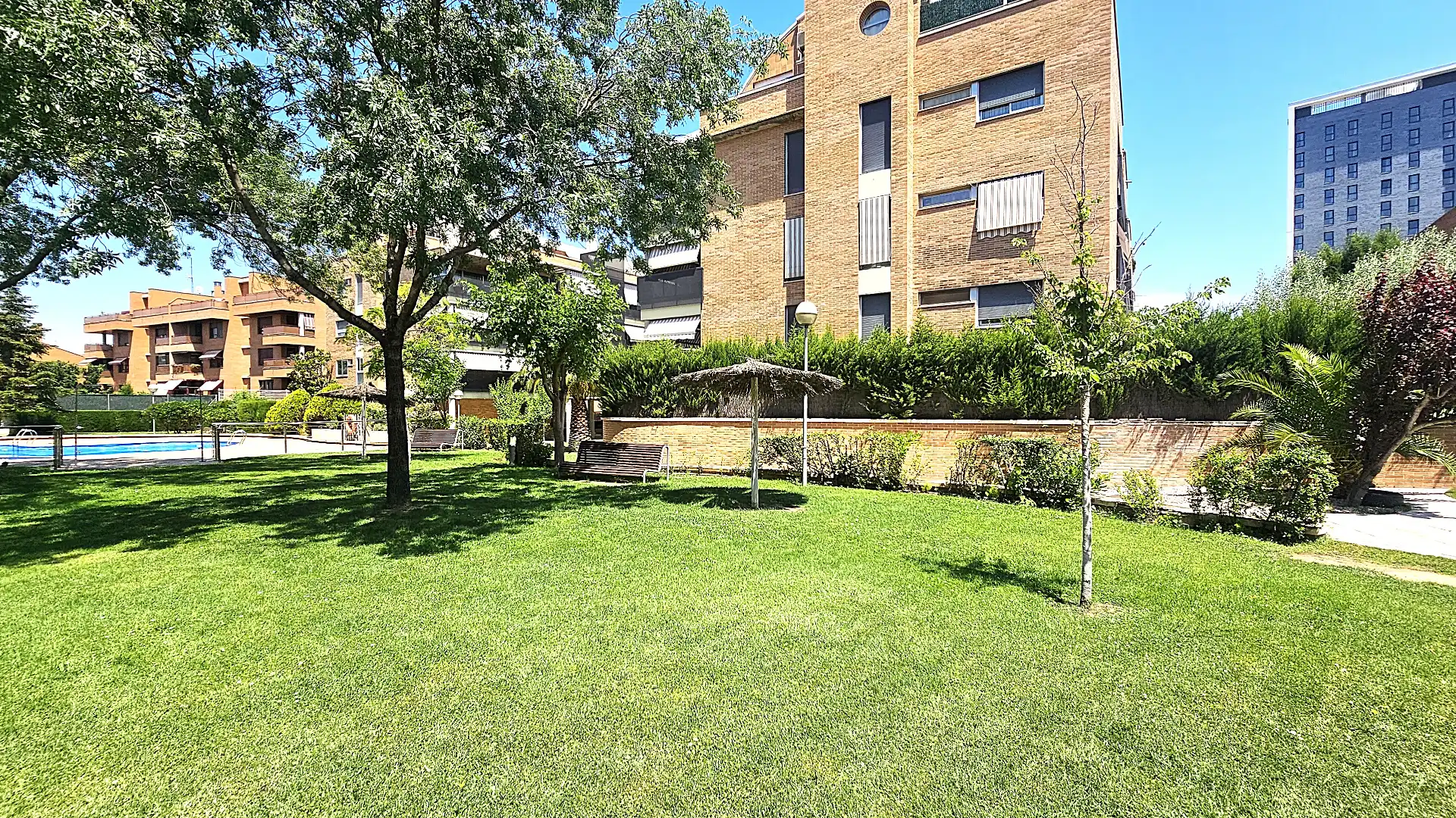 Jardín de Casa adosada en venta en Zaragoza con Aire acondicionado, Calefacción y Jardín privado