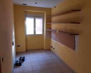 Bedroom of Single-family semi-detached for sale in Miralcamp  with Heating