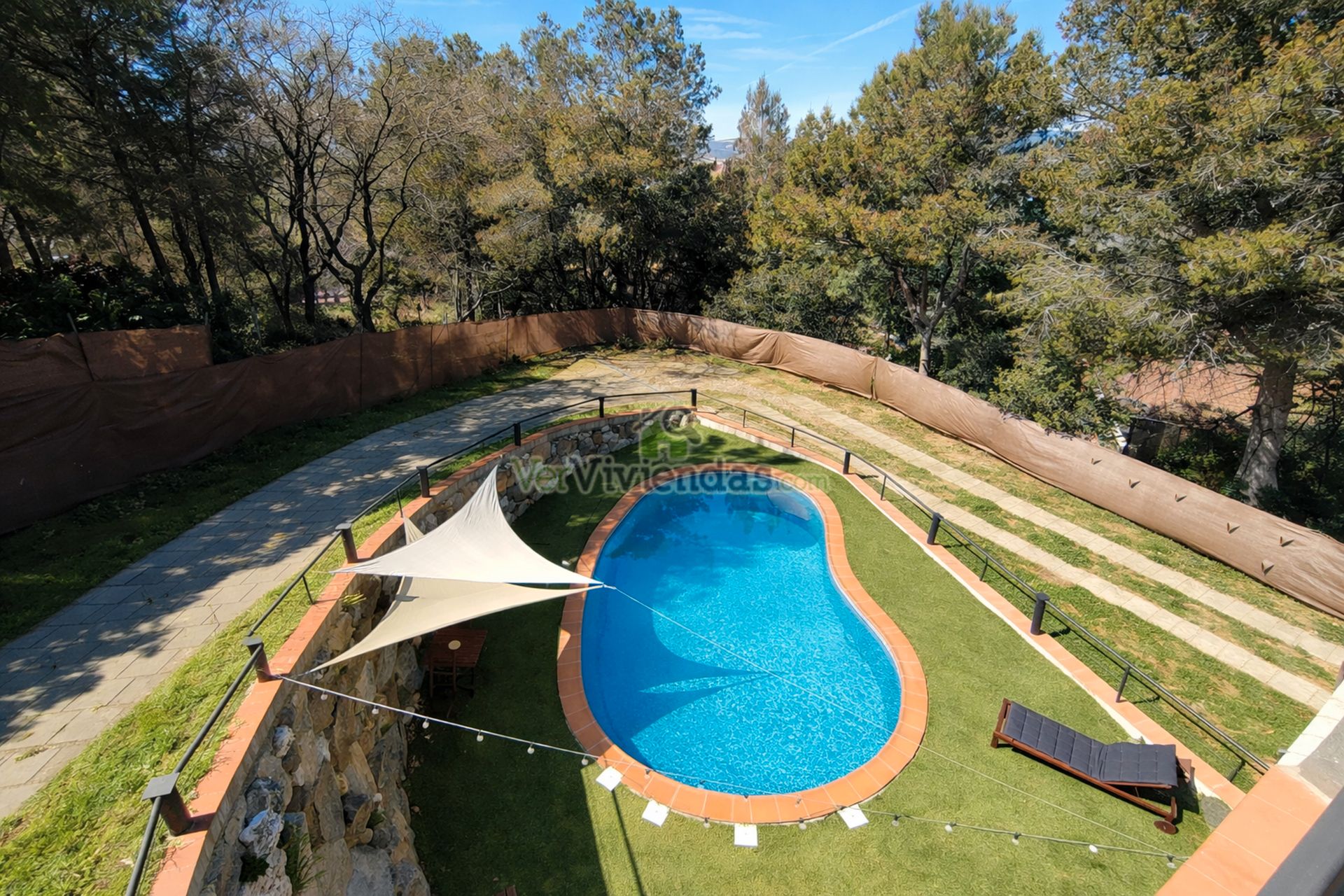 Swimming pool of Houses for sale in Abrera  with Air Conditioner, Heating and Private garden