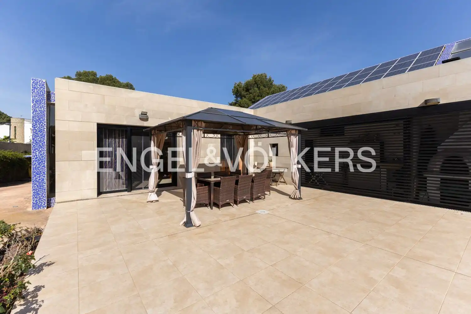 Terrace of Houses for sale in Gilet  with Air Conditioner, Heating and Private garden