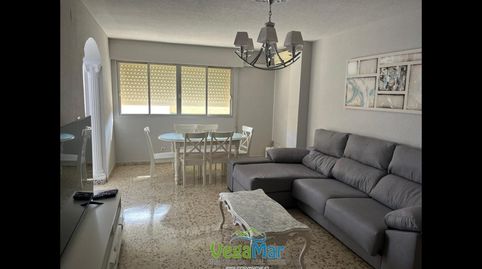 Foto 2 de Piso de alquiler en Pablo Iglesias, Almuñecar Centro, Almuñécar