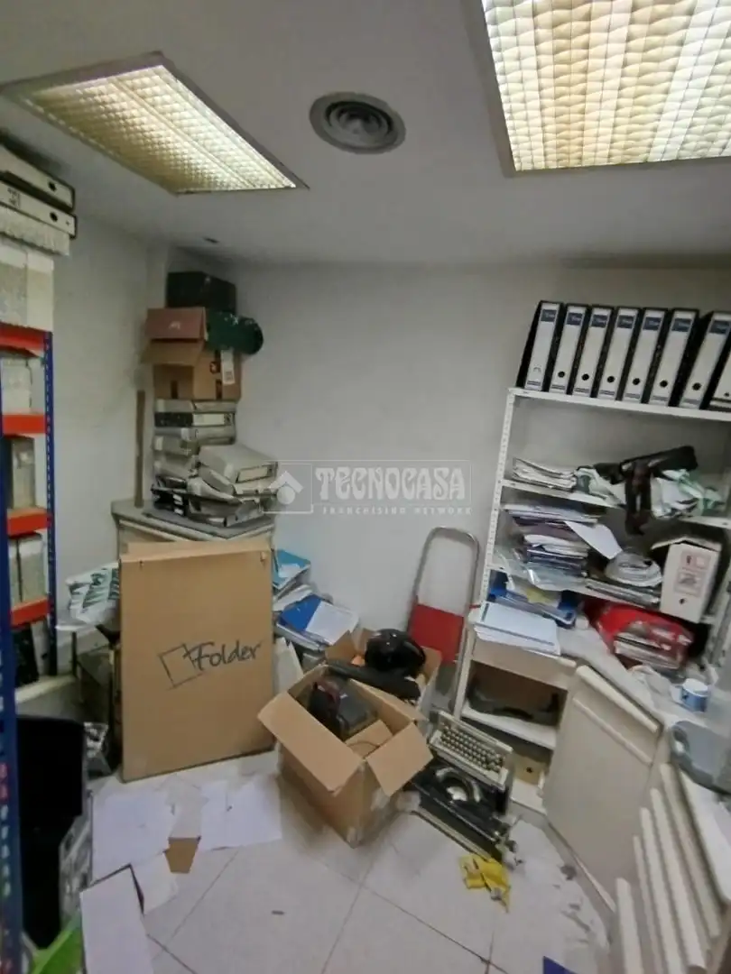 Local comercial en venda a Centro, imagen 11