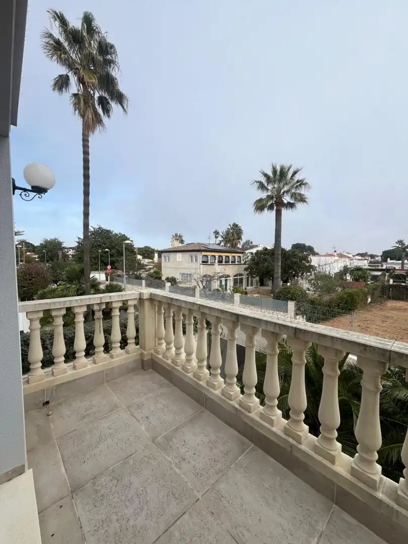 Adosado con terraza en venta en Ardiaca - La Llosa, imagen 35