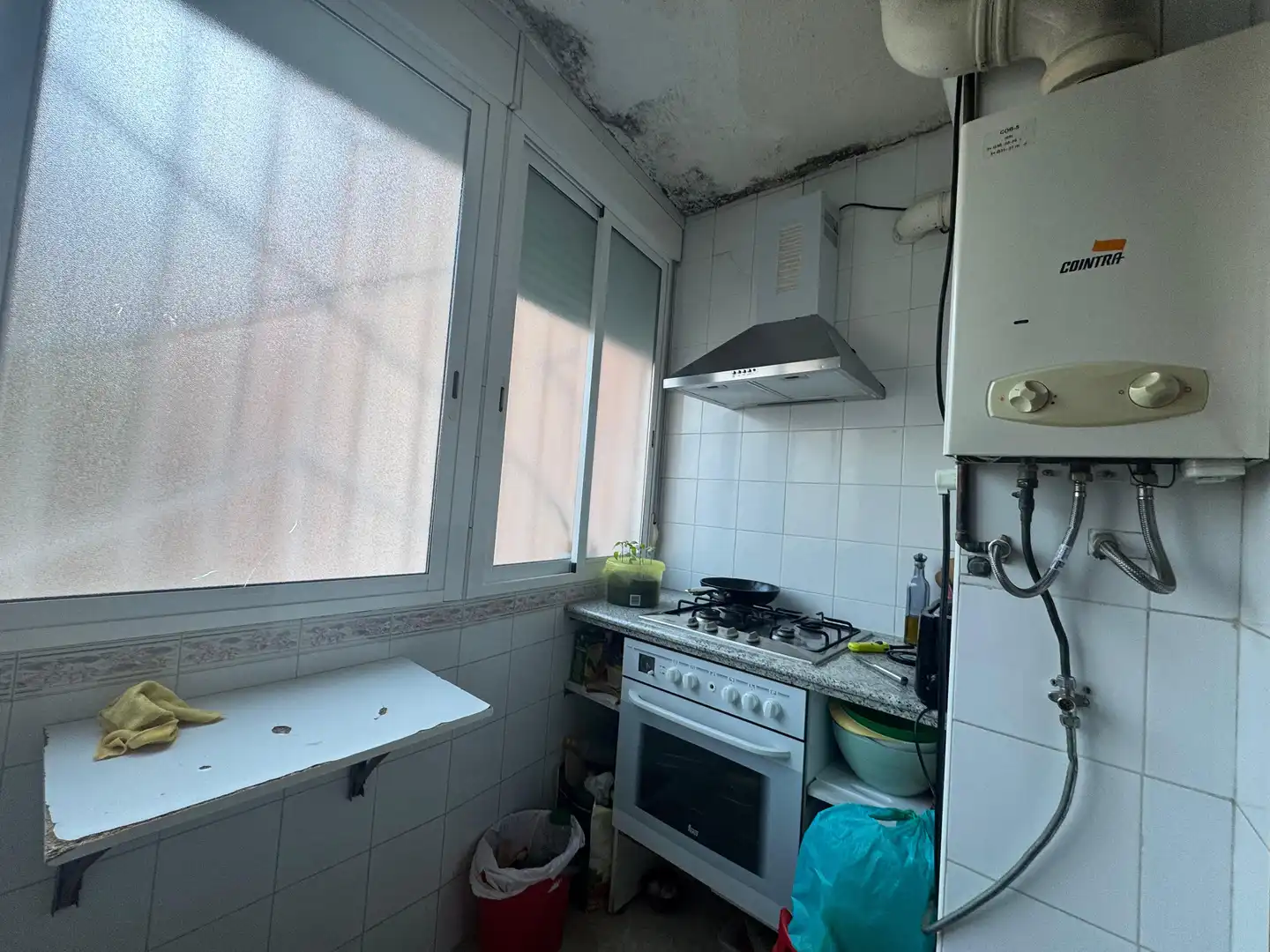 Kitchen of Flat for sale in Sevilla