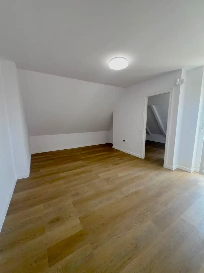 Bedroom of Attic for sale in Marbella  with Air Conditioner, Private garden and Terrace