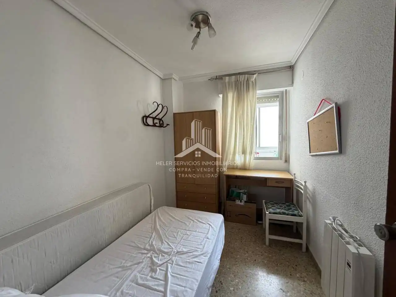 Schlafzimmer von Wohnung zur Miete in Castellón de la Plana / Castelló de la Plana mit Möbliert und Balkon