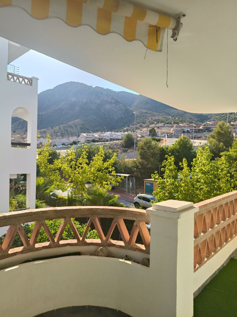 Vista exterior de Pis de lloguer en Benalmádena amb Aire condicionat, Calefacció i Terrassa