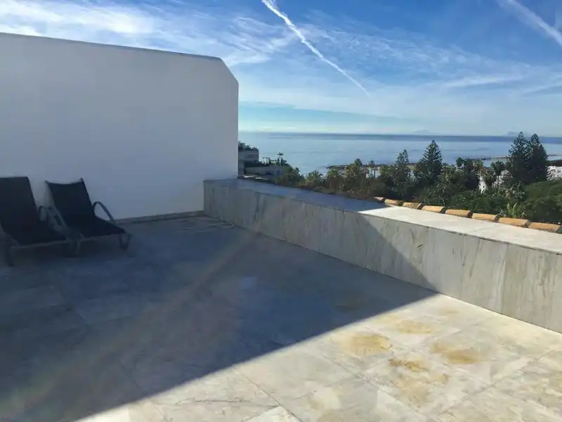 Terraza de Ático en venta en Marbella con Aire acondicionado, Terraza y Trastero