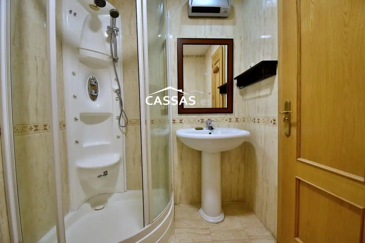 Baño de Planta baja en venta en Torrejón de Ardoz con Aire acondicionado y Piscina comunitaria