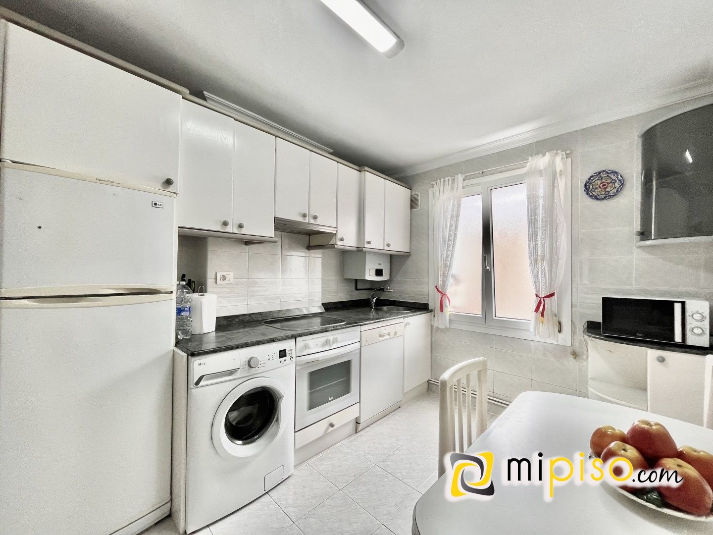 Kitchen of Flat for sale in Santoña  with Heating and Furnished