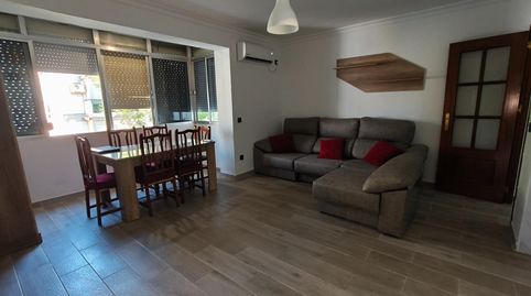 Foto 4 de Piso en venta en Calle Paloma, Alcalá del Río, Sevilla