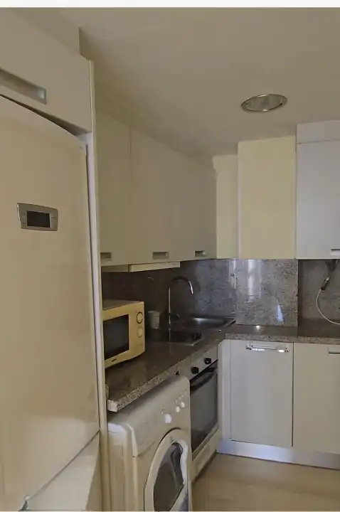 Cuina de Apartament de lloguer en Alfara del Patriarca amb Jardí privat, Moblat i Forn