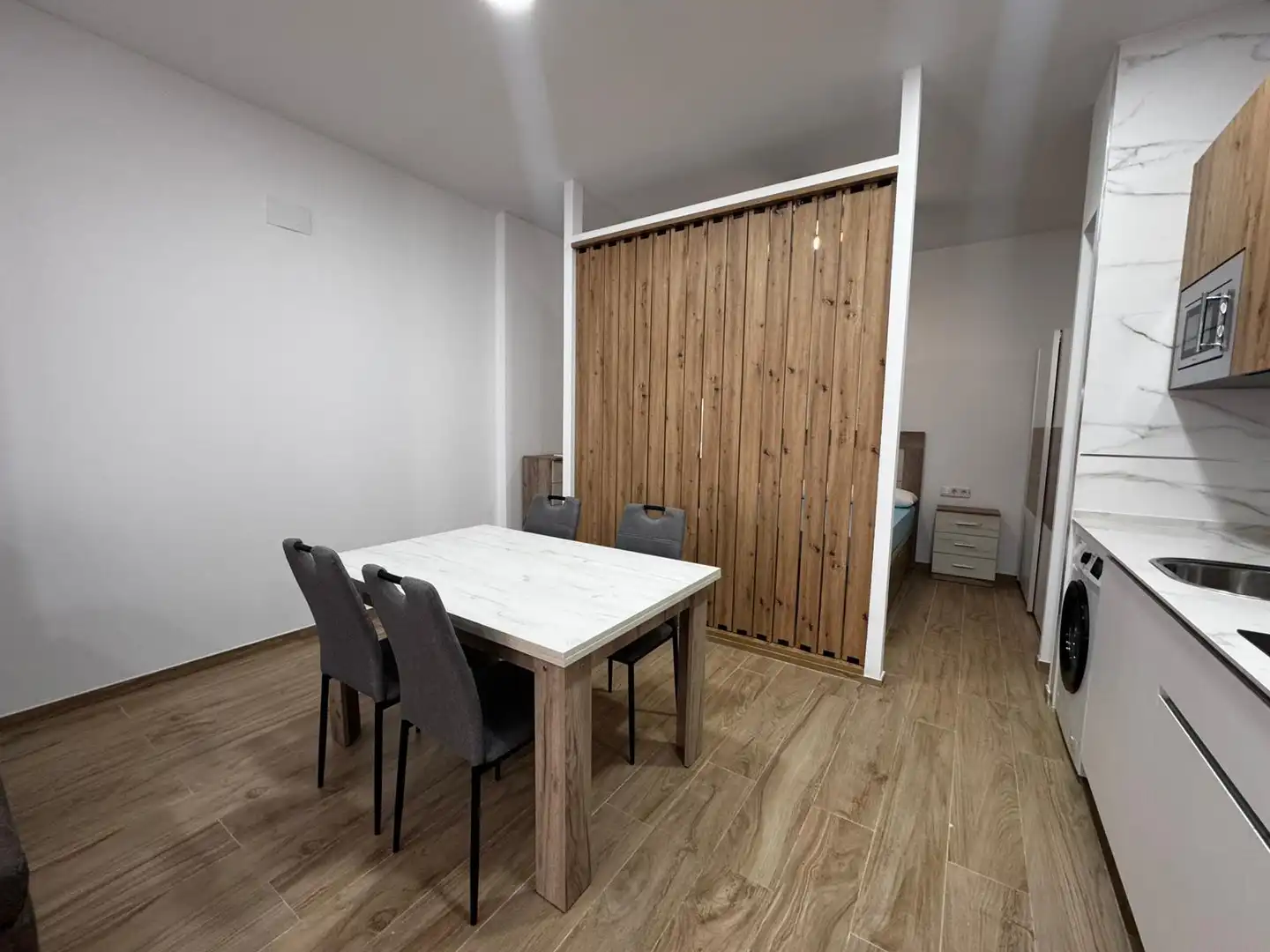 Dining room of Flat for rent in Córdoba  with Air Conditioner, Heating and Balcony