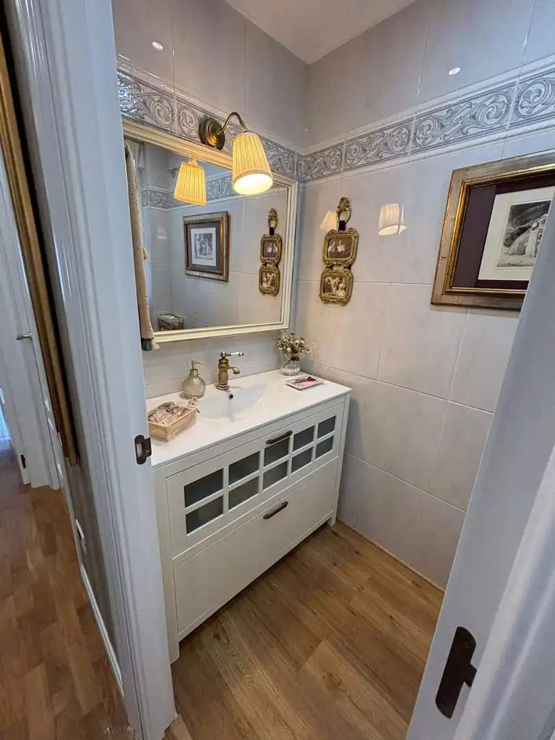 Baño de Ático en venta en Villamediana de Iregua con Jardín privado, Parquet y Piscina