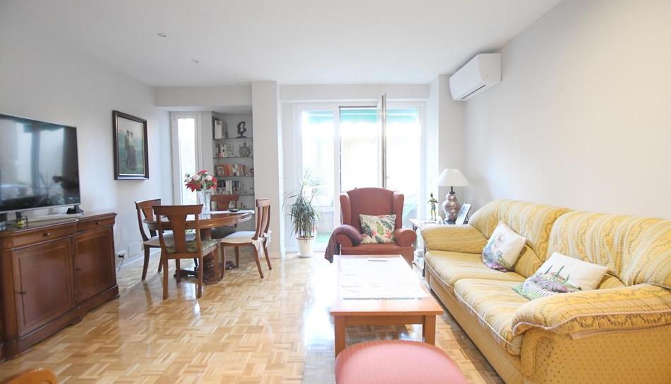 Foto 1 de Pis en venda a De la Hacienda de Pavones, Vinateros, Madrid