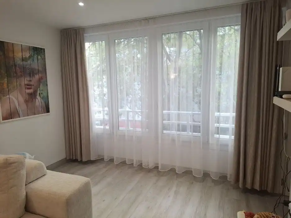 Schlafzimmer von Wohnungen zum Verkauf in Marbella mit Privatgarten, Möbliert und Alarm