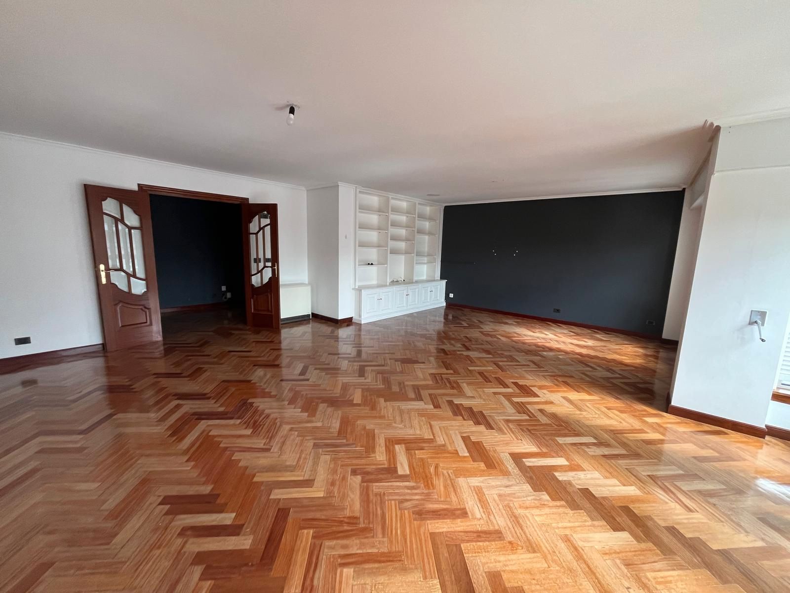Living room of Duplex to rent in A Coruña Capital   with Heating, Parquet flooring and Washing machine
