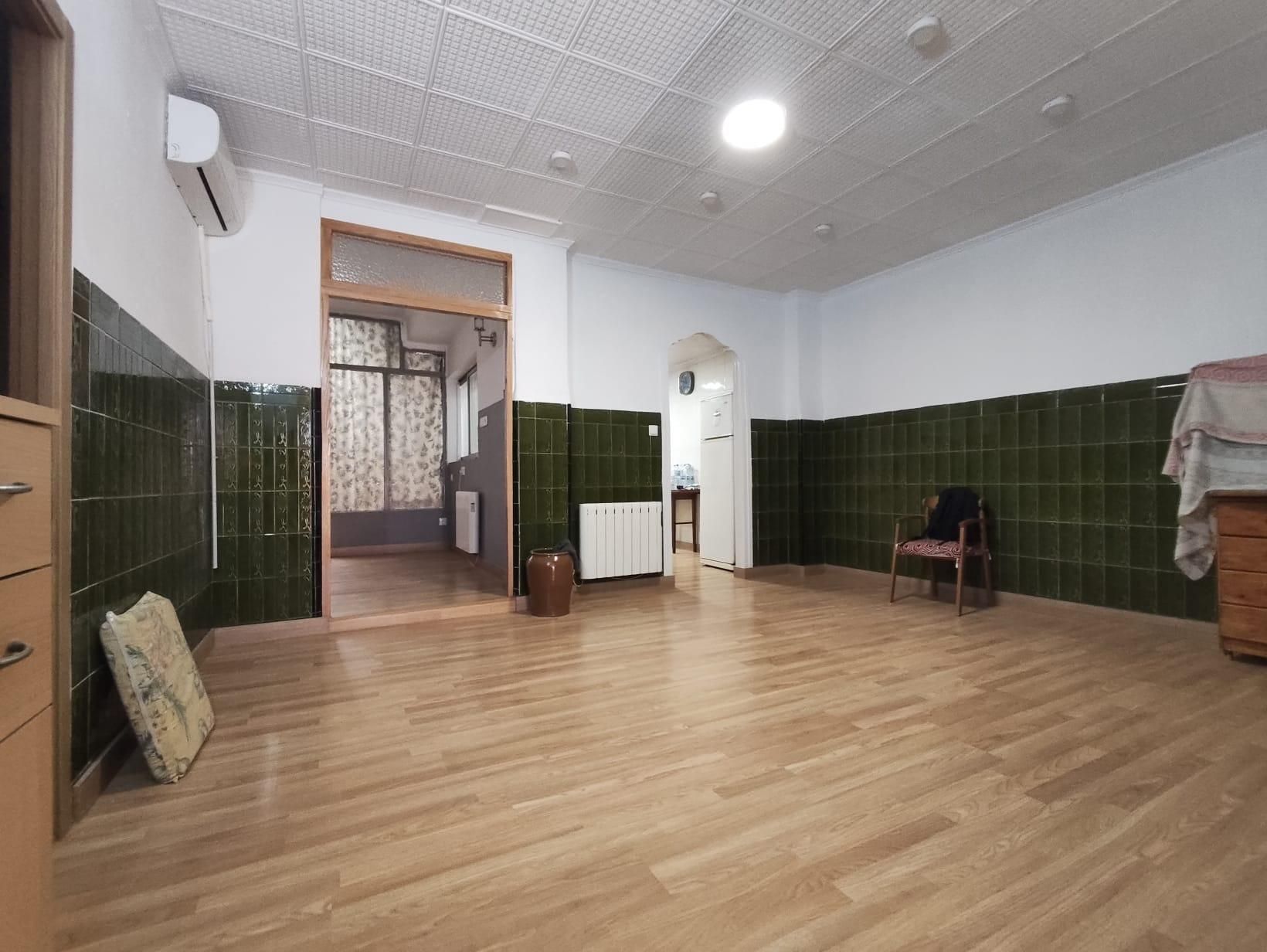 Casa o xalet en venda a Calle ROMERO DE TORRES