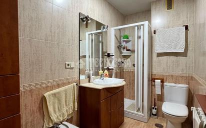 Bathroom of Flat for sale in  Madrid Capital