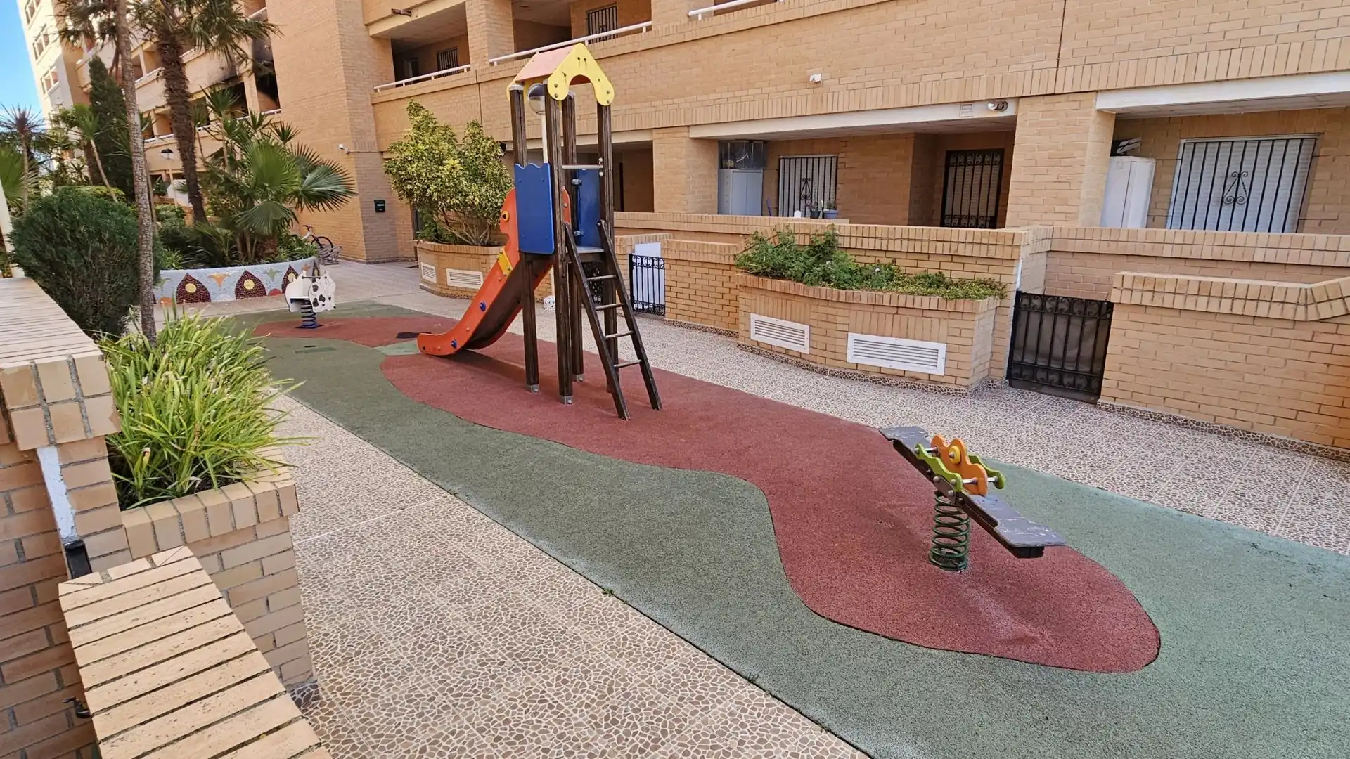 Terrassa de Apartament en venda en Cabanes amb Aire condicionat, Calefacció i Terrassa