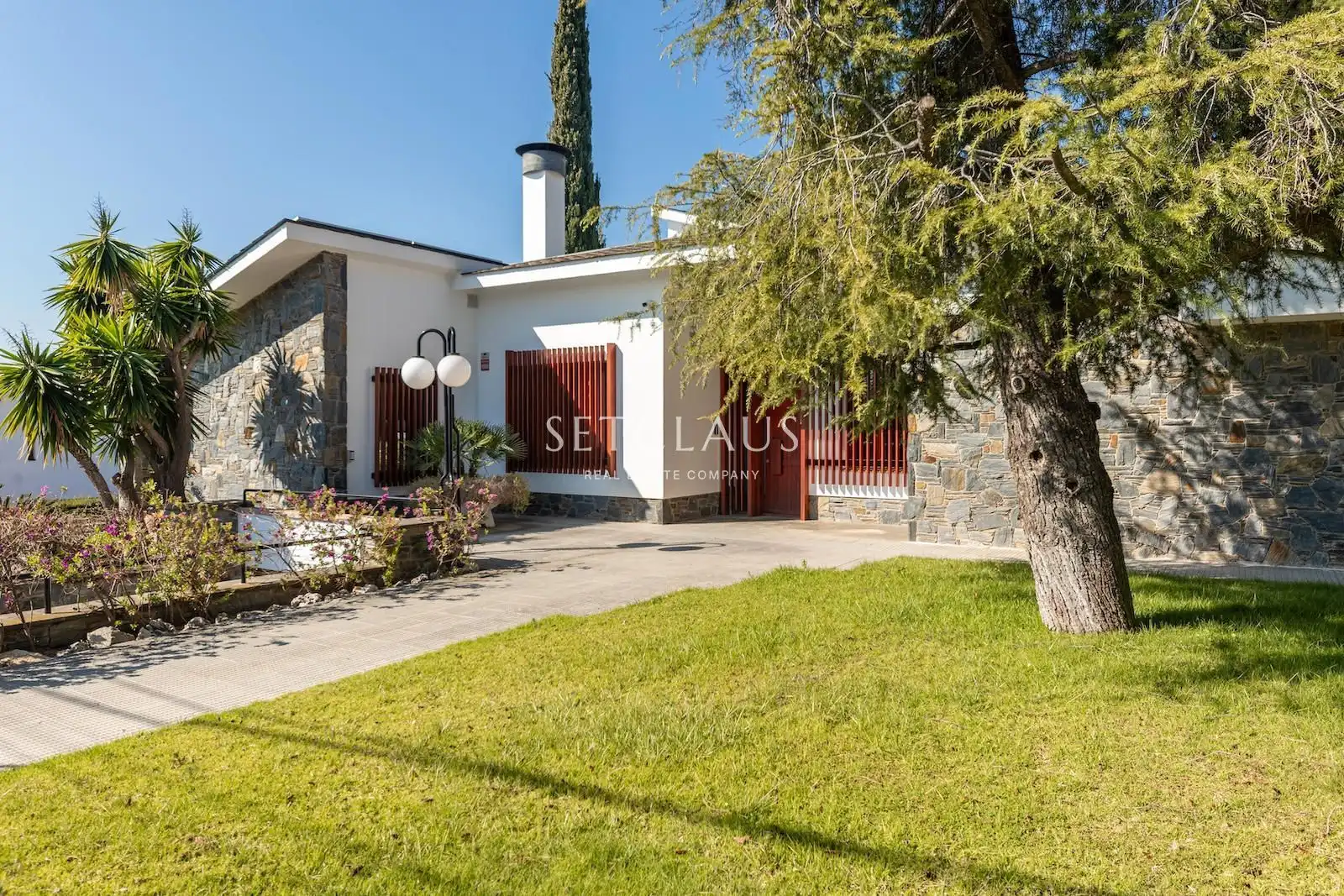 Vista exterior de Casa o chalet en venta en Badalona con Aire acondicionado, Terraza y Trastero