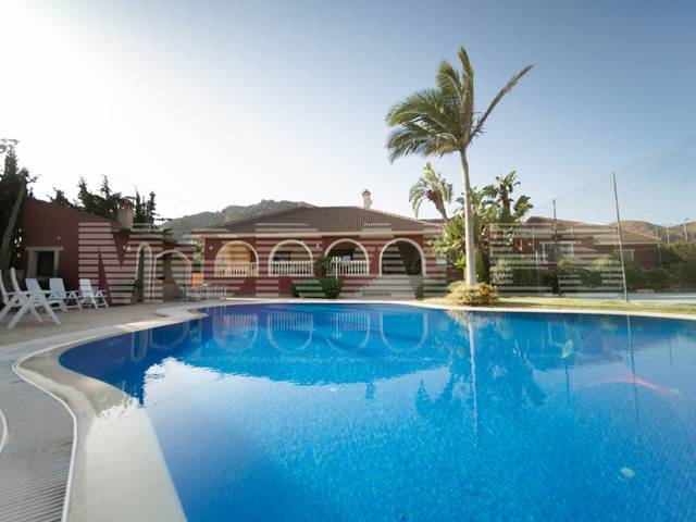 Casa-chalet en Venta en Bahia