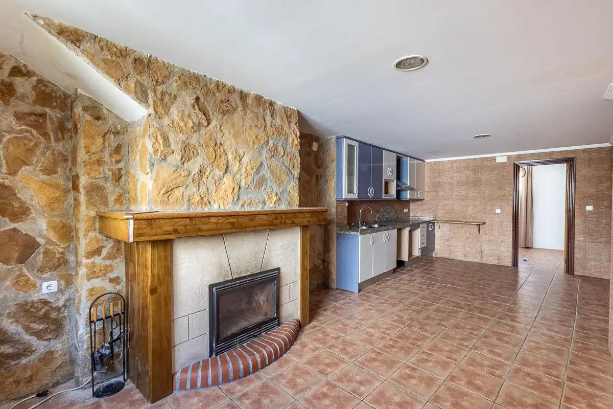 Casa adosada en venta en Huétor Vega con Terraza