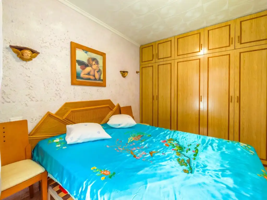 Schlafzimmer von Haus oder Chalet zum Verkauf in Torrevieja mit Klimaanlage, Privatgarten und Möbliert