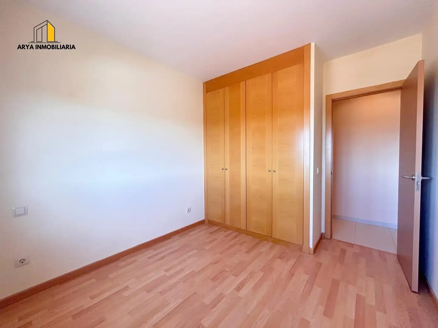 Schlafzimmer von Einfamilien-Reihenhaus zum Verkauf in Pioz