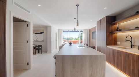 Foto 3 de Dúplex en venta en Los Naranjos, Marbella