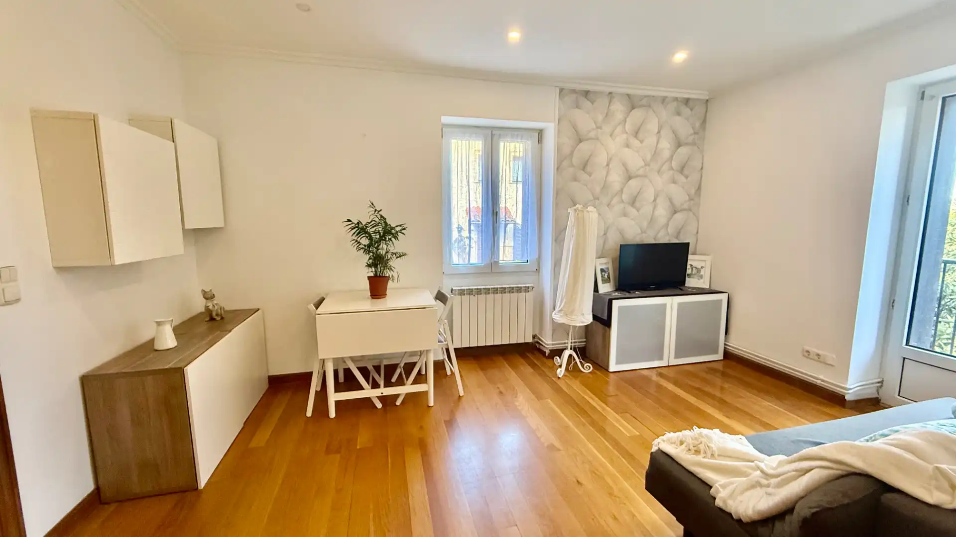 Living room of Apartments for sale in Hondarribia  with Heating, Oven and Washing machine