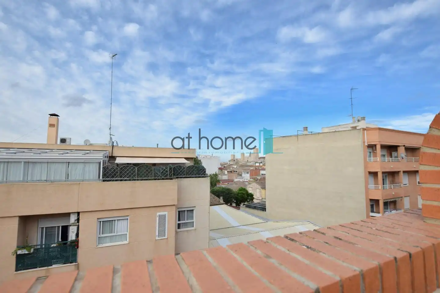 Flat for rent in Avinguda del País Valencià, Centro