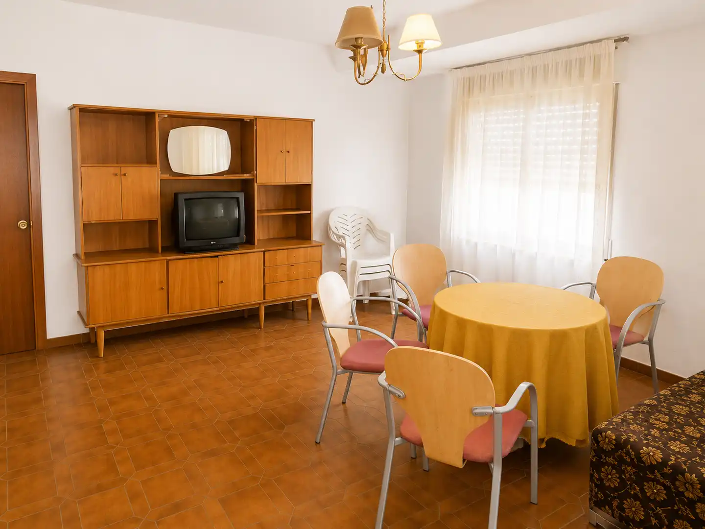 Sala d'estar de Pis en venda en Corral de Almaguer amb Terrassa i Balcó