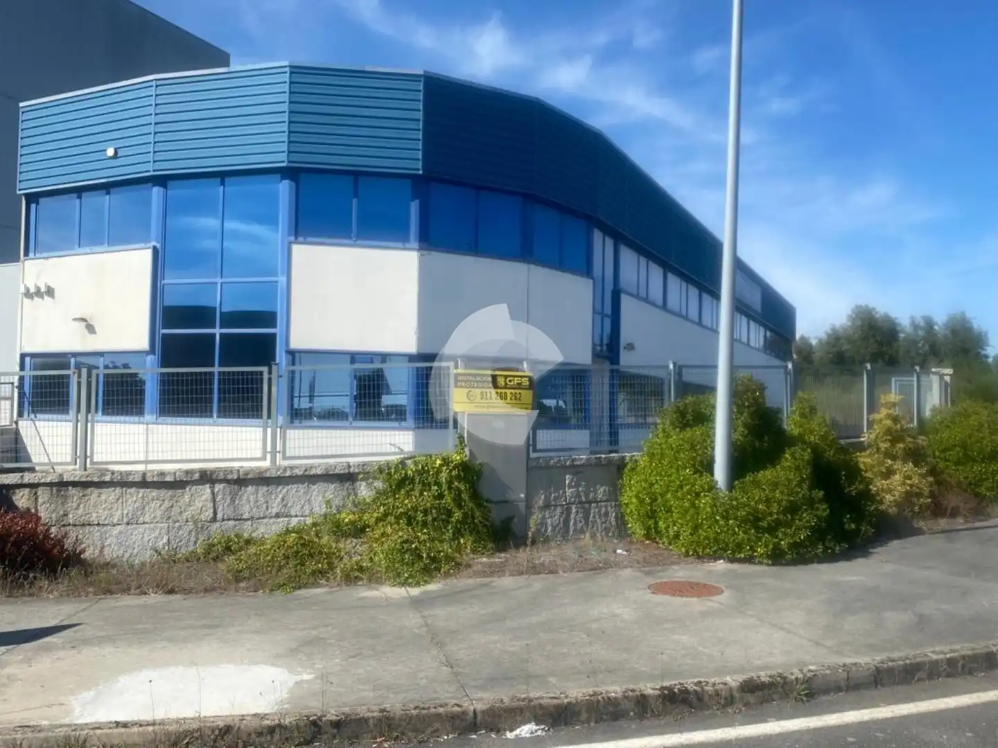 Exterior view of Industrial buildings for sale in Vilamarín