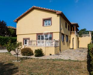Exterior view of House or chalet for sale in Los Molinos  with Swimming Pool