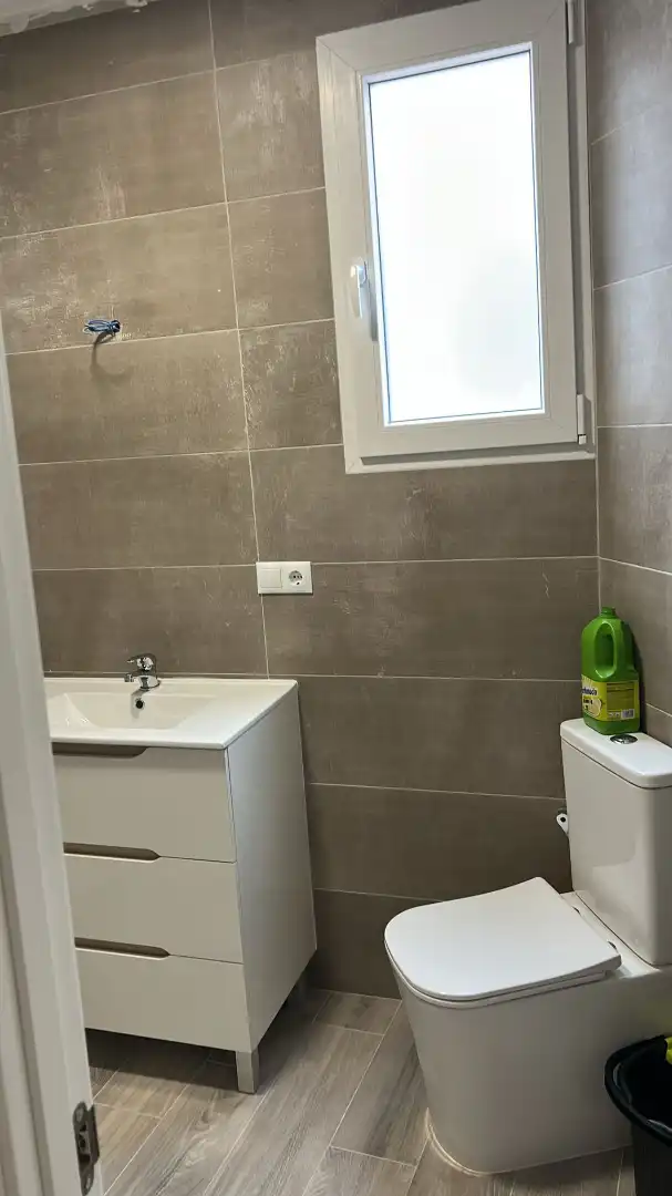 Bany de Pis en venda en Mérida amb Terrassa i Moblat