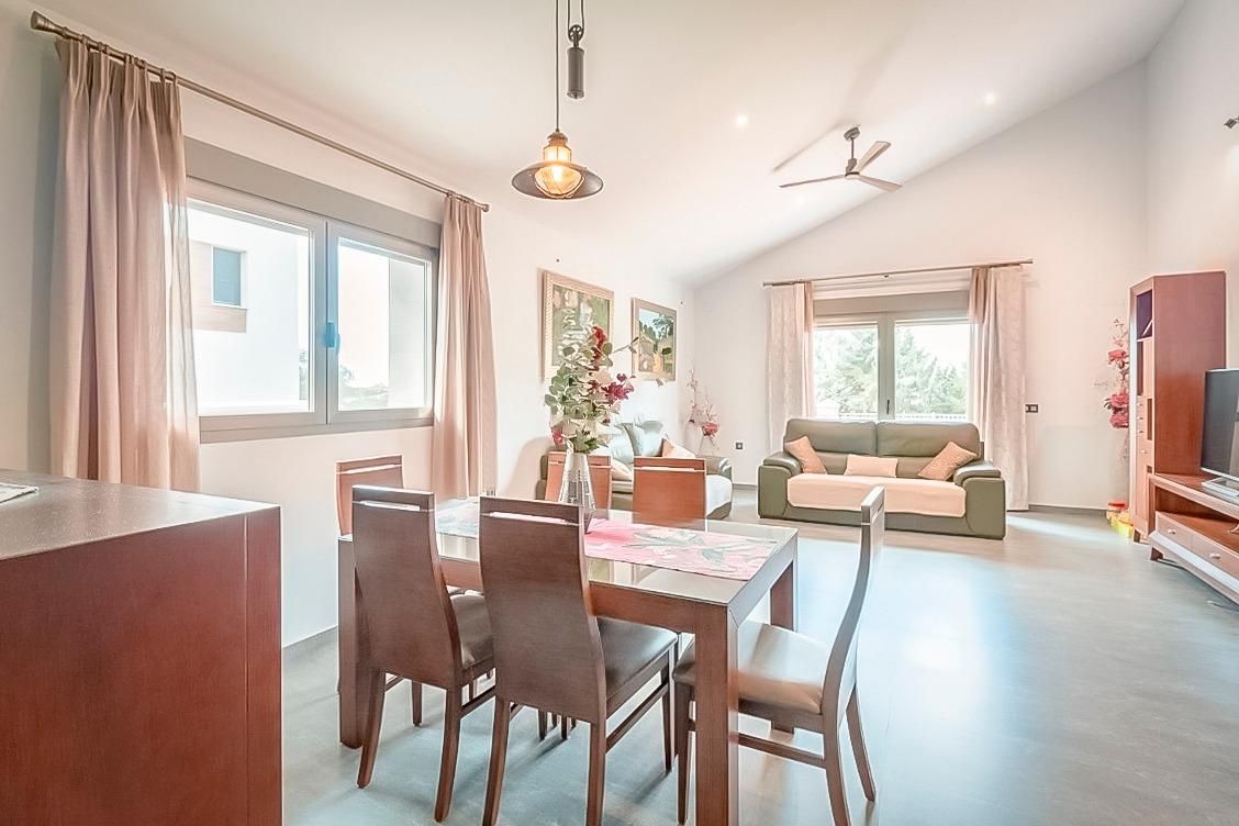 Dining room of House or chalet for sale in  Córdoba Capital  with Air Conditioner, Heating and Storage room