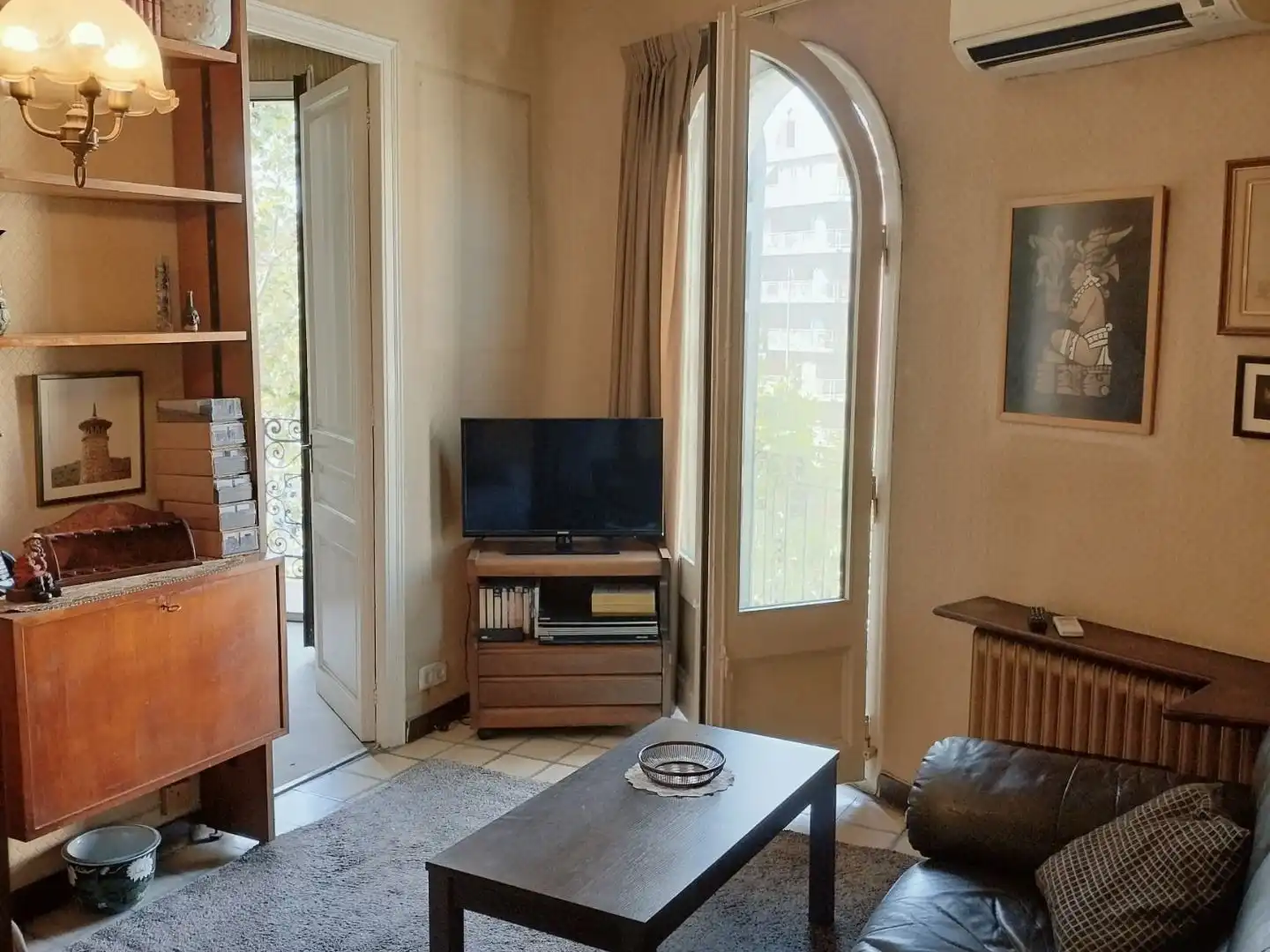 Wohnzimmer von Wohnung zum Verkauf in  Barcelona Capital mit Klimaanlage und Balkon
