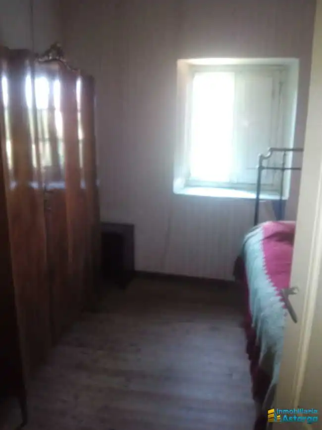 Dormitori de Casa o xalet en venda en Villaobispo de Otero amb Jardí privat
