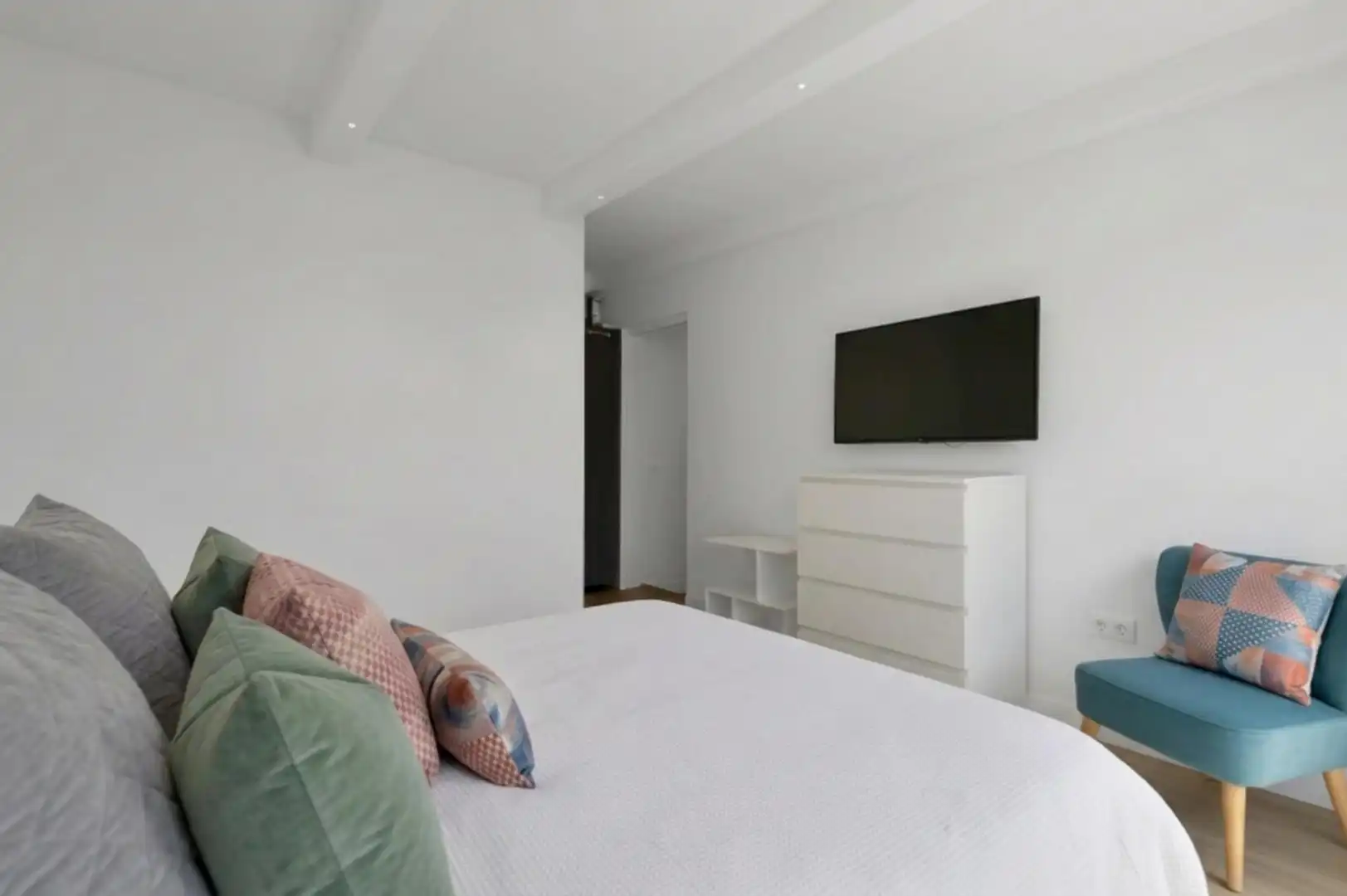 Bedroom of Attic for sale in Casares  with Private garden, Alarm and Community pool