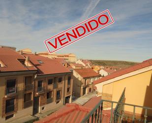 Vista exterior de Pis en venda en Bernuy de Porreros amb Calefacció, Parquet i Terrassa