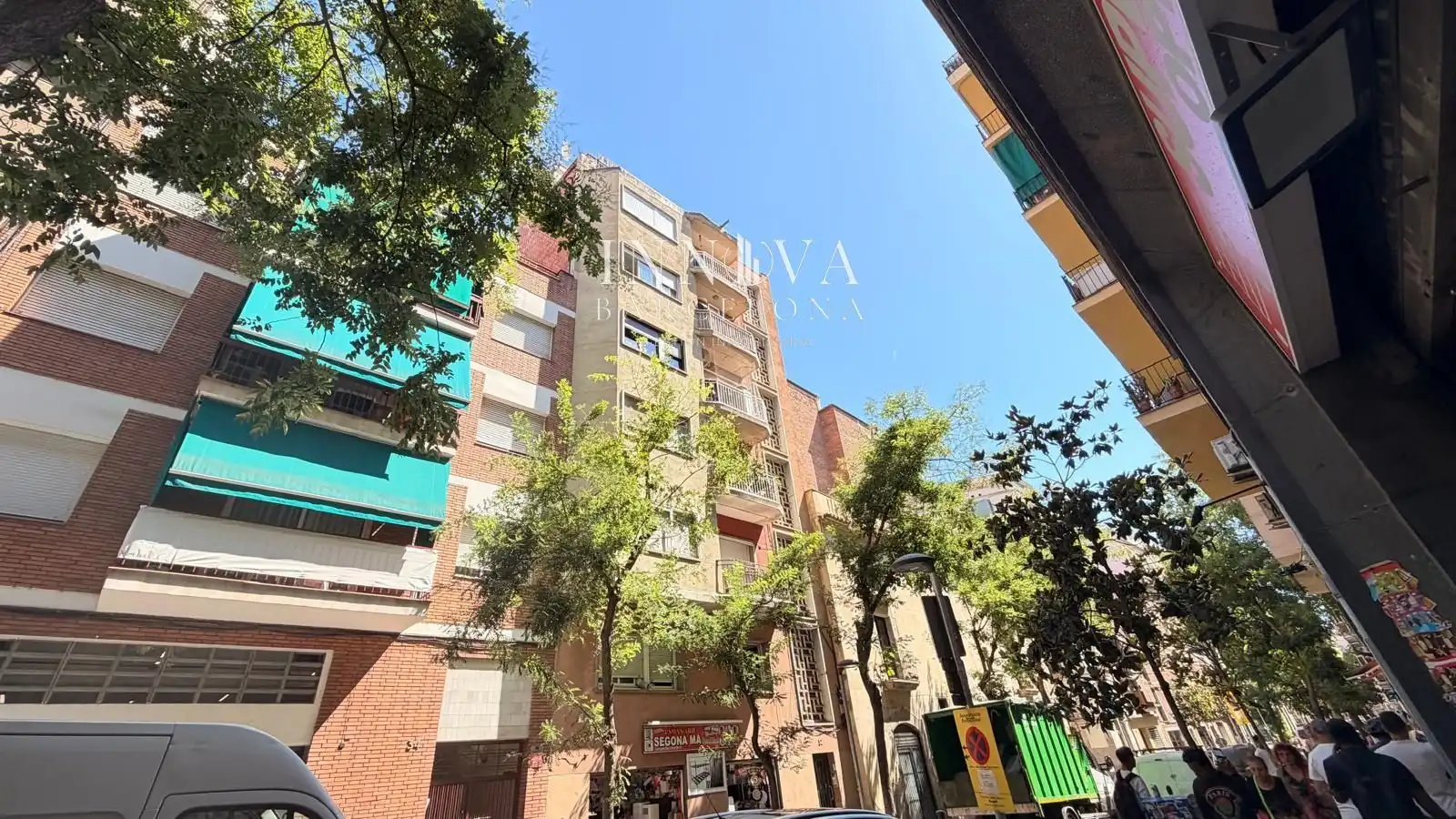 Vista exterior de Pis en venda en Barcelona amb Terrassa