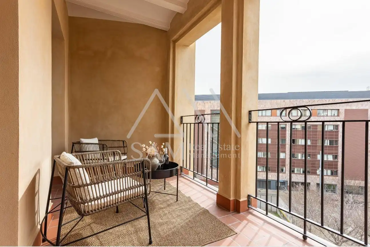 Terrassa de Pis en venda en  Barcelona Capital amb Balcó i Piscina comunitària