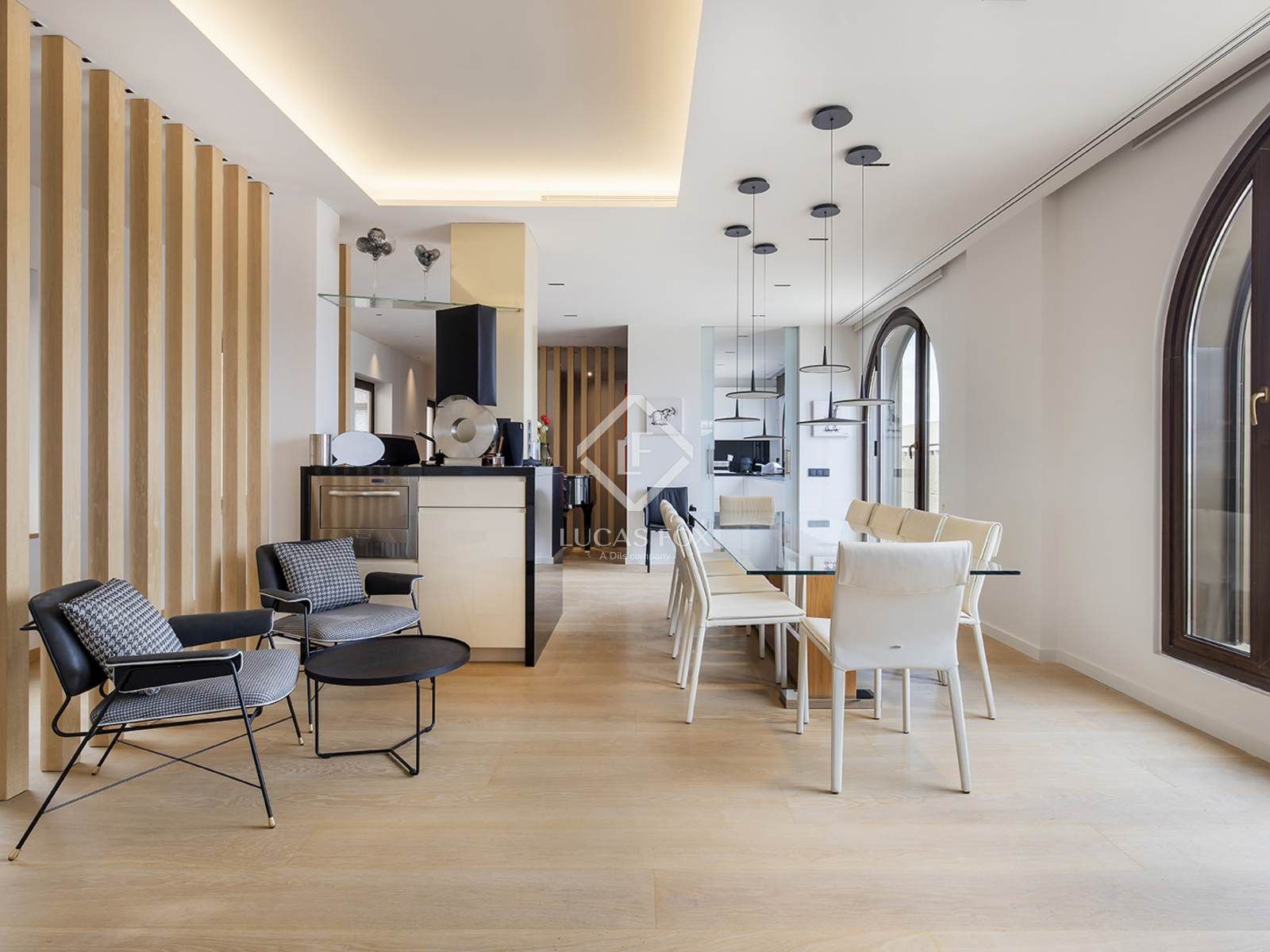 Àtic de lloguer a Barri Gòtic