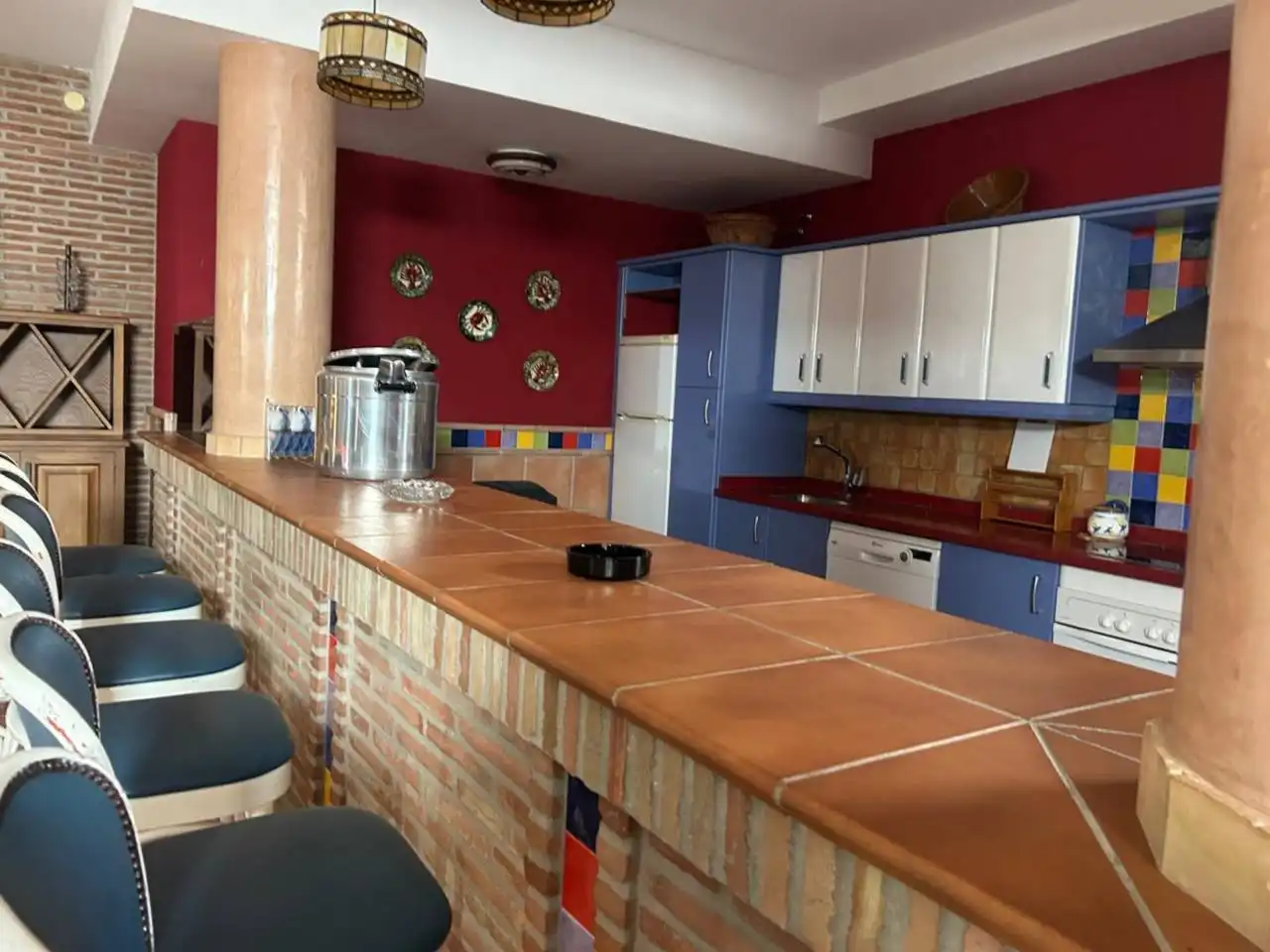 Cuina de Finca rústica en venda en Estepona amb Aire condicionat, Calefacció i Jardí privat