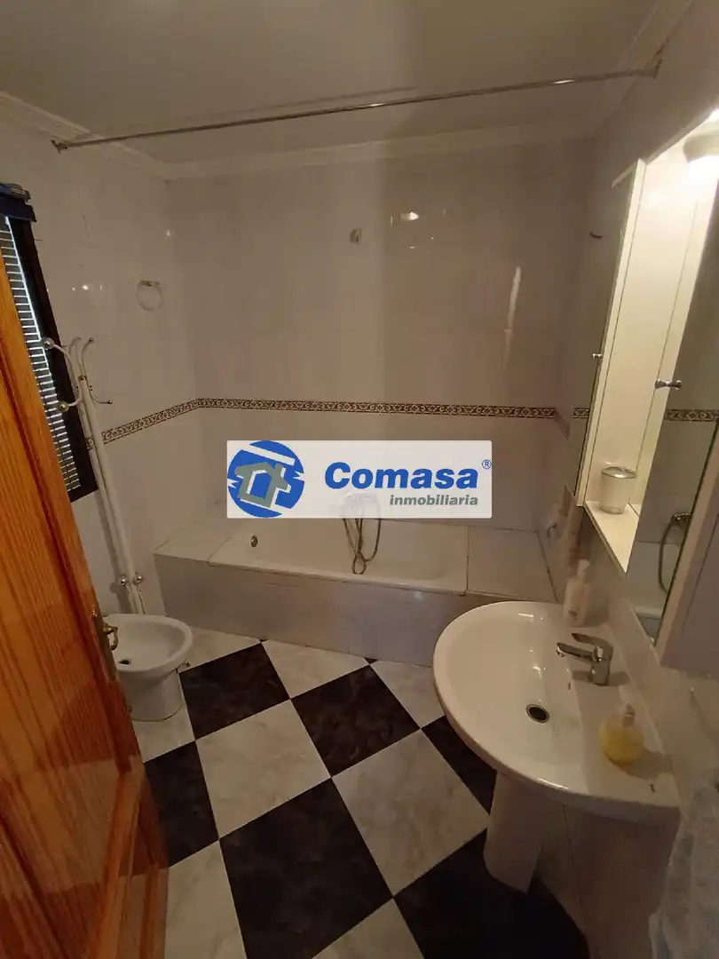 House with garden for sale in Martos, imagen 11