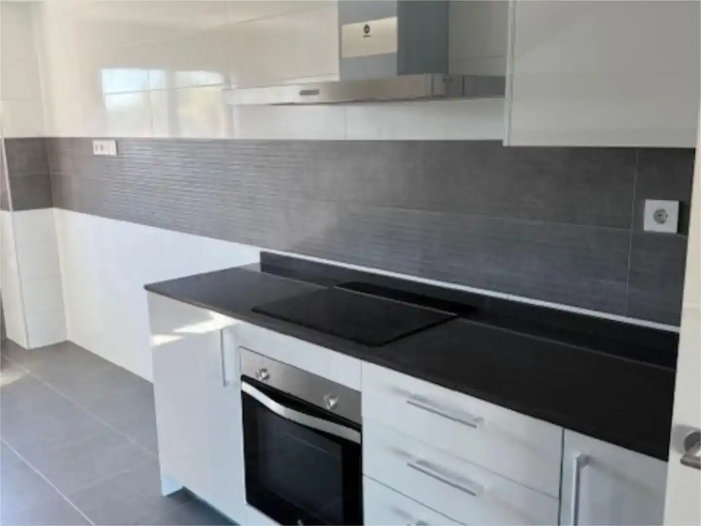 Kitchen of Houses for rent in Boadilla del Monte  with Air Conditioner, Private garden and Parquet flooring