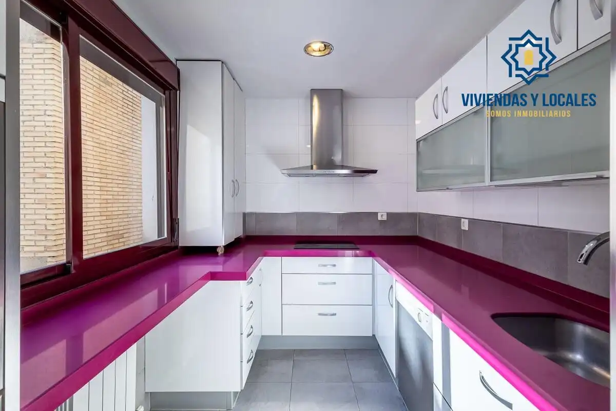 Kitchen of Duplexes for sale in Granada  with Air Conditioner, Heating and Terrace